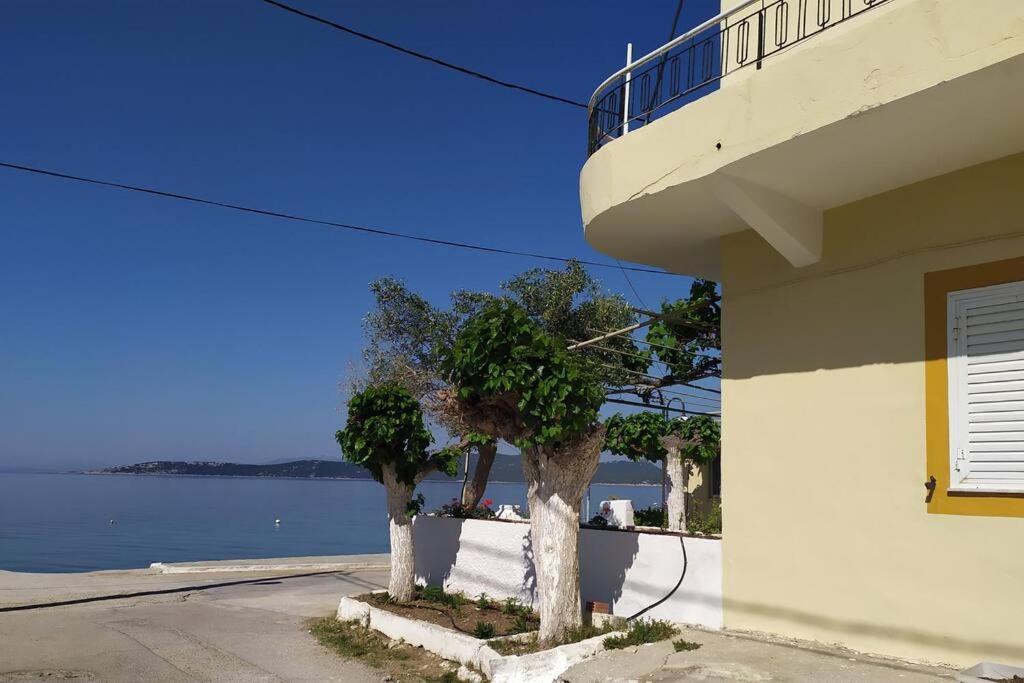 Το Σπίτι Της Μαργαρίτας Στην Παραλία Nea Styra Exterior foto